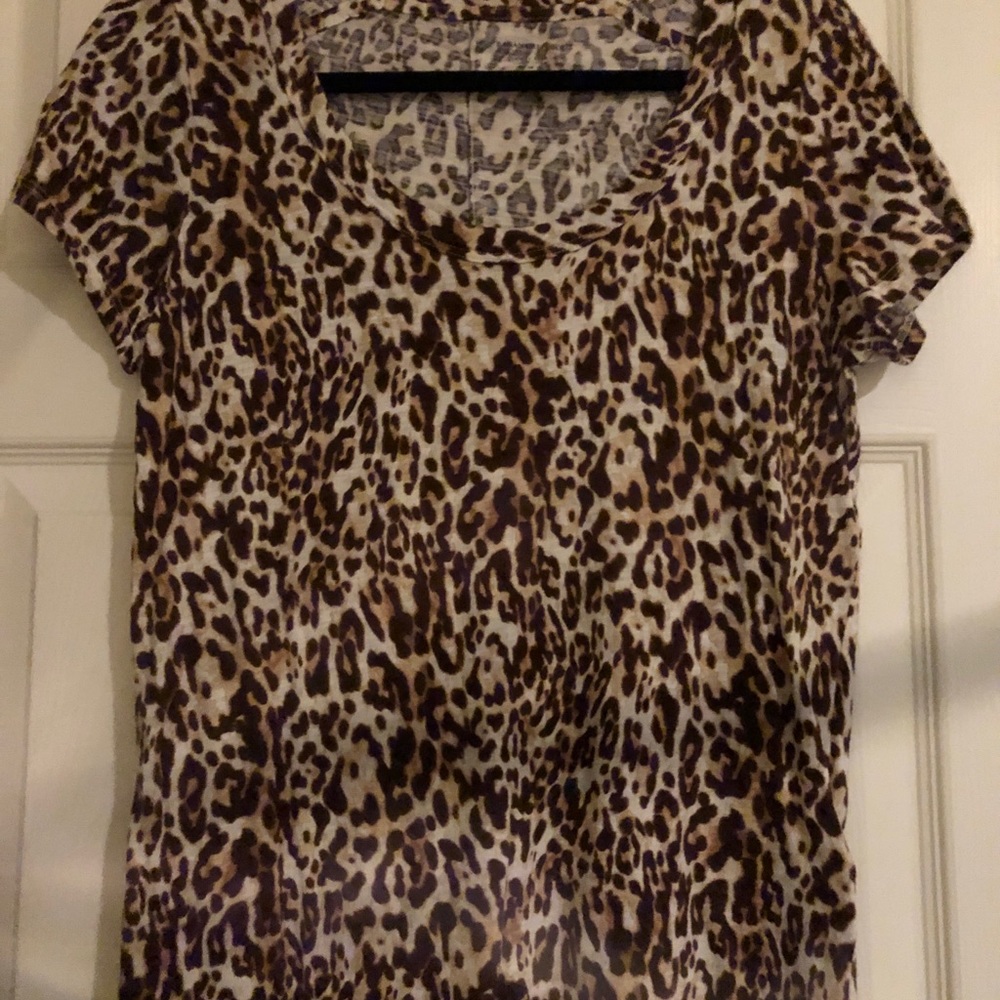 New W/O Tag Banana Republic Leopard Print Scoop Neck Short Sleeve Tee Size M